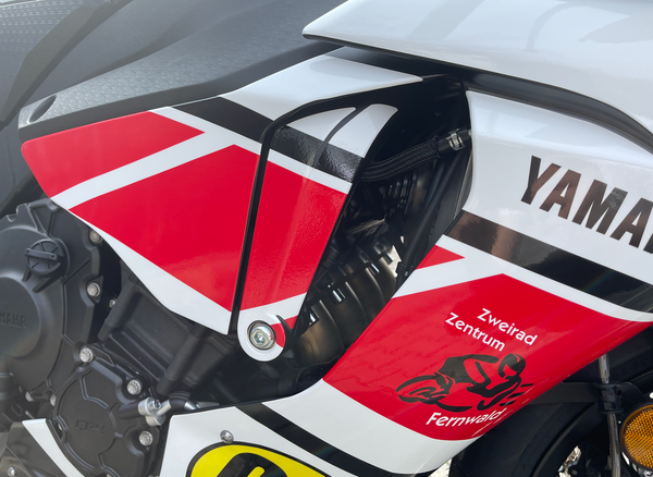 YAMAHA R1 RN32 15-19 Dekor Street _Red